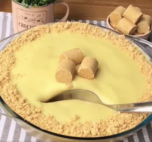 Pav&ecirc; de Pa&ccedil;oquinha com Chocolate Branco
