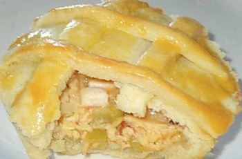 Empada de Frango com Requeijão