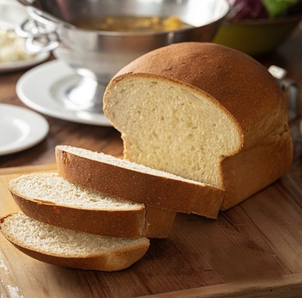 P&atilde;o Colonial 