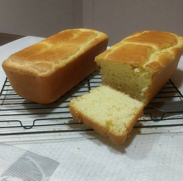 P&atilde;o de farinha de am&ecirc;ndoa r&aacute;pida