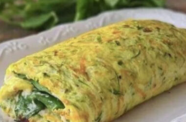 Rocambole de abobrinha⁣ Low Carb