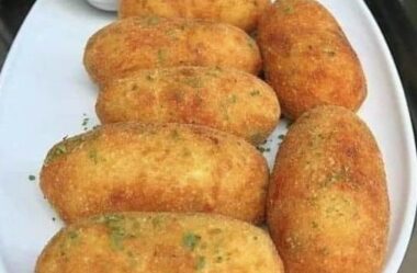 Bolinho de Batata com Queijo e Bacon