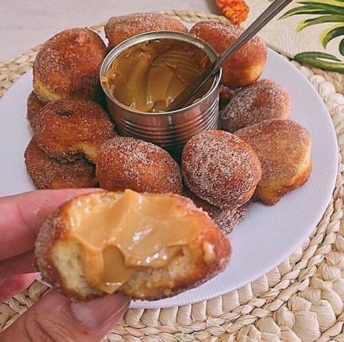 Como fazer seu Bolinho de Chuva com Doce de Leite