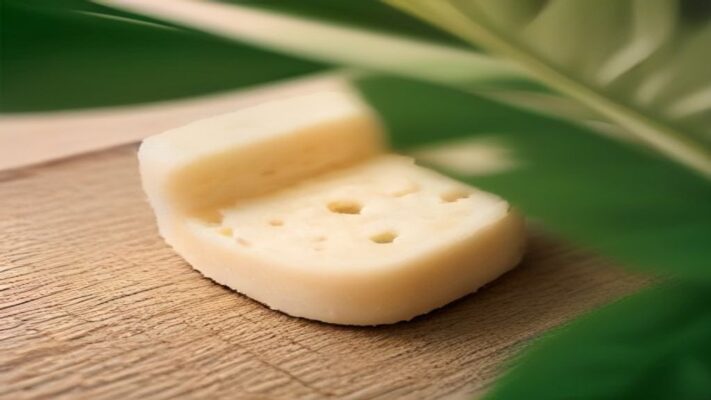 Tapioca recheada com queijo derretido e presunto